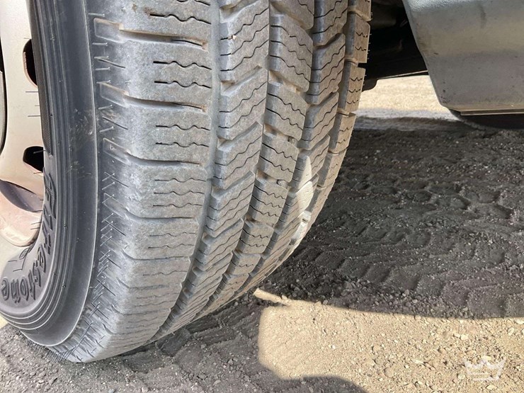 2015-ford-transit-image-36