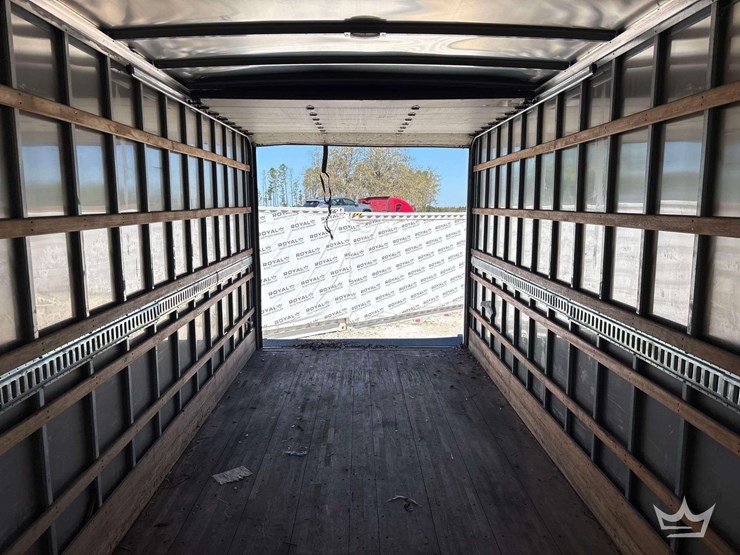 2018-hino-195-image-15