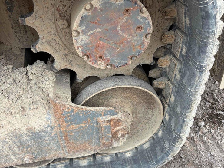 2015-takeuchi-tl8-image-6