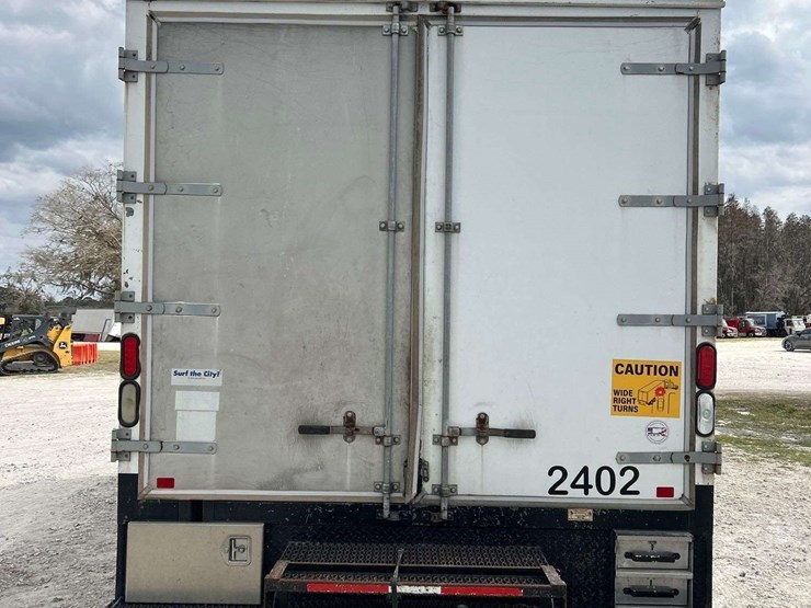 2012-ford-e450-image-66