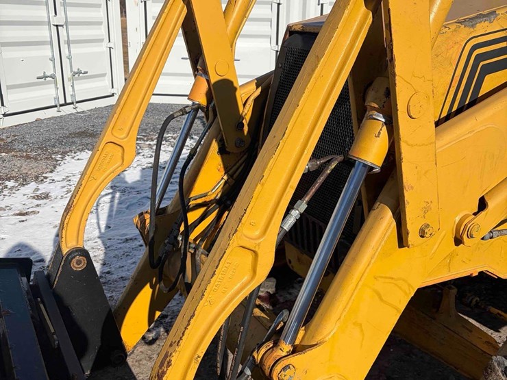 case-570l-xt-image-11