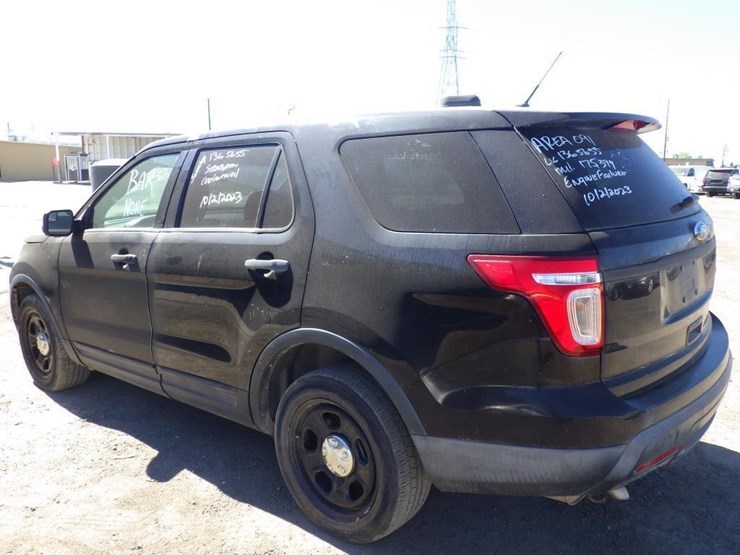 2013-ford-explorer-image-4