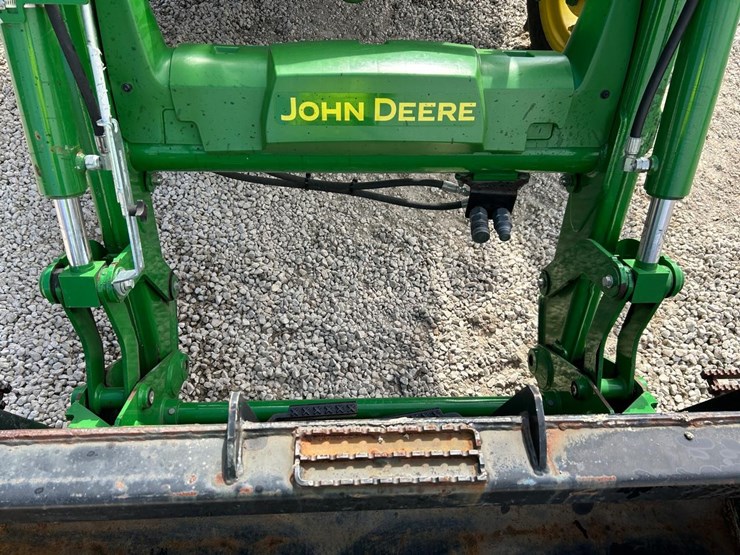 2021-john-deere-5055e-image-10