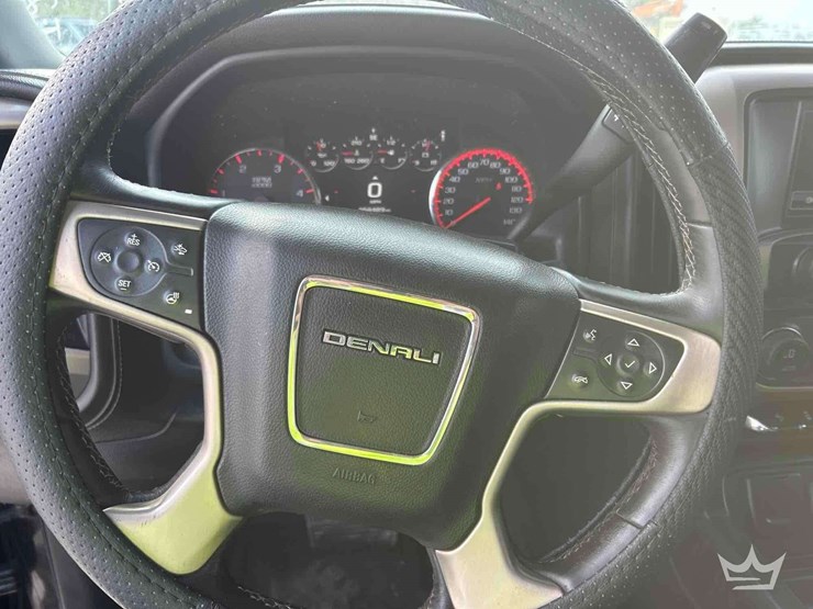 2015-gmc-sierra-3500-image-13