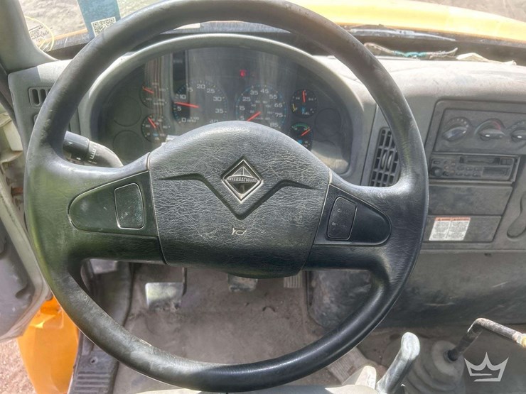 2006-international-durastar-4200-image-28