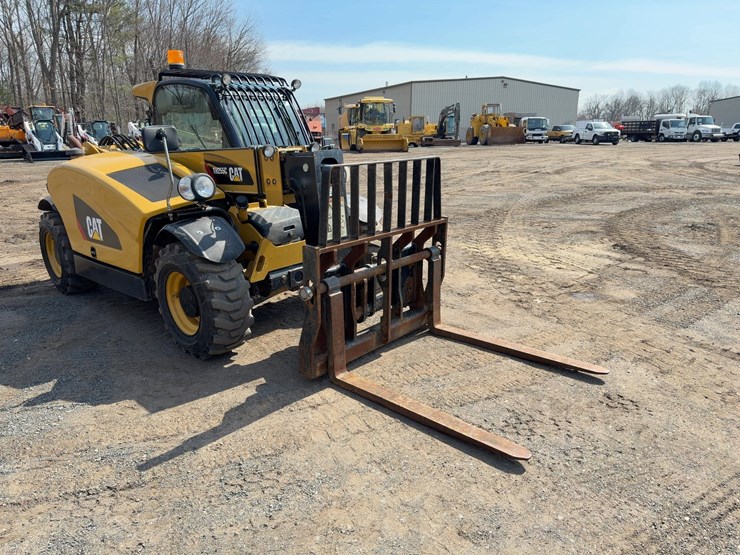 2018-caterpillar-th255c-image-7