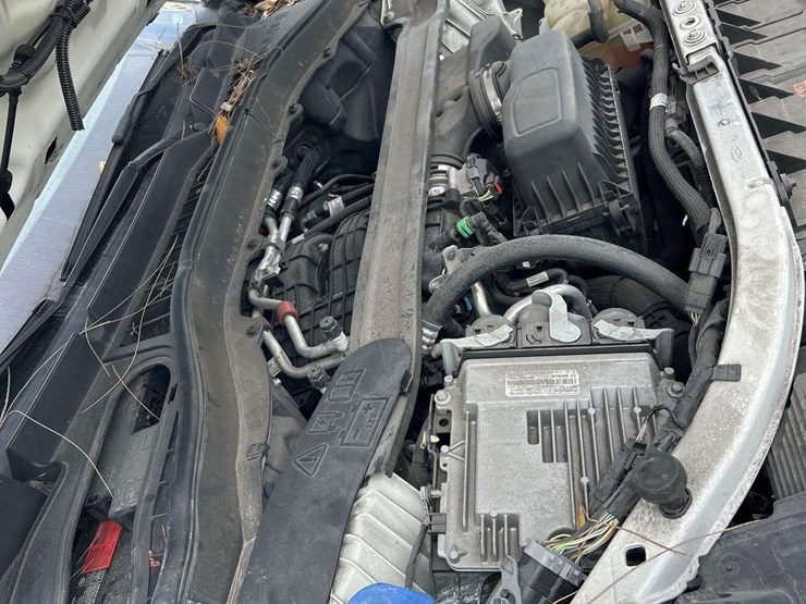 2020-ford-explorer-image-8