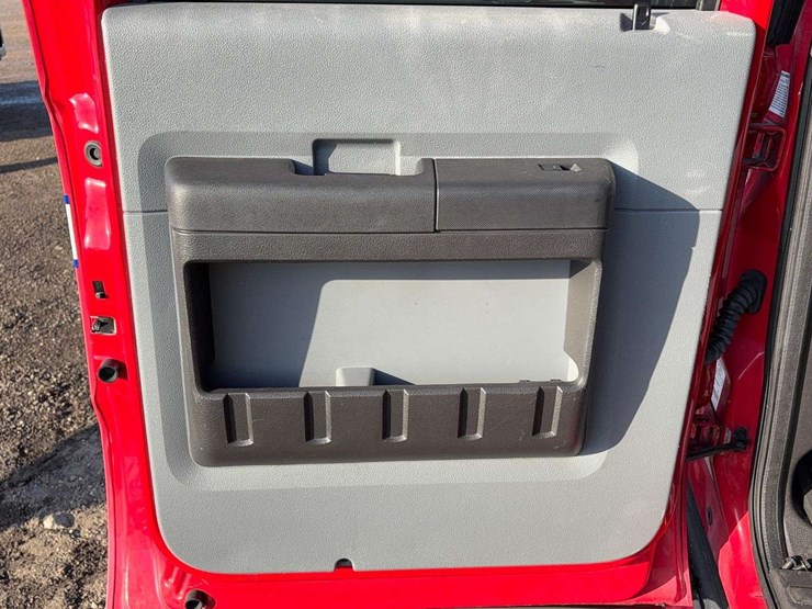 2013-ford-f350-image-24