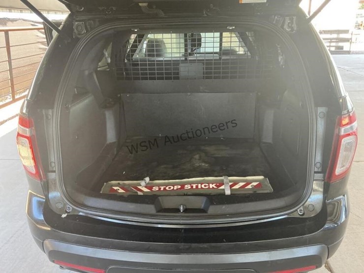 2014-ford-explorer-image-12