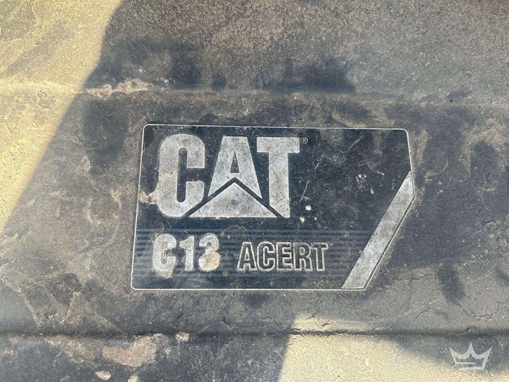 2009-caterpillar-345d-image-10