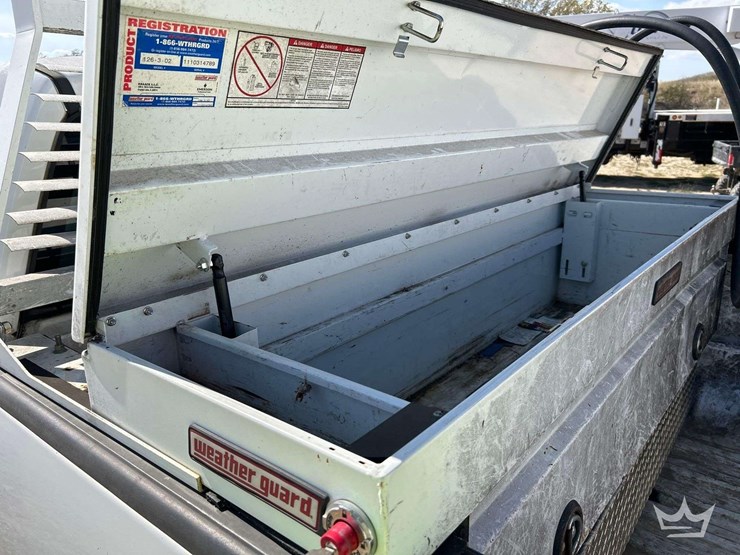 2011-ford-f150-image-19