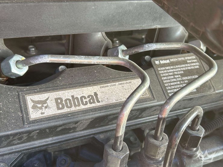 2023-bobcat-t595-image-8