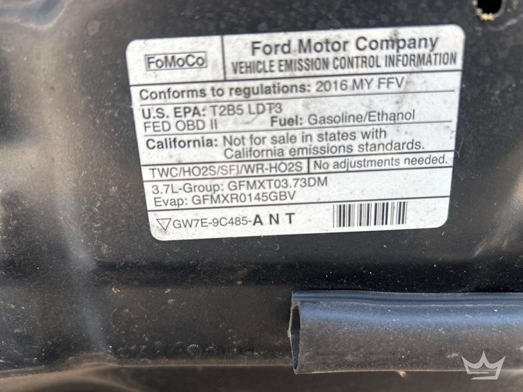 2016-ford-explorer-image-11