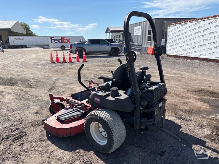 2007-toro-z-master-zero-turn-commercial-mower-image-4