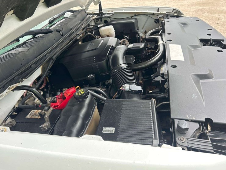 2011-chevrolet-silverado-1500-image-8