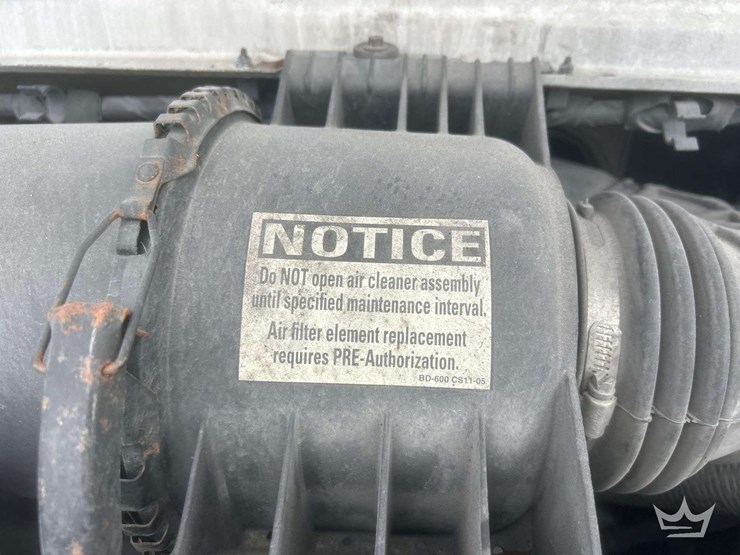 2012-ford-e350-image-25