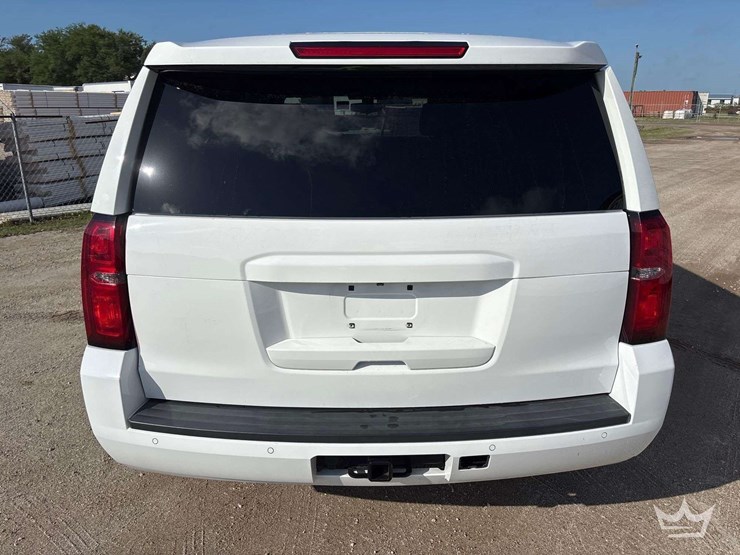 2020-chevrolet-tahoe-image-21