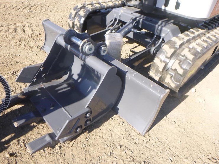 bttl-et12m-6-hydraulic-excavator-image-15