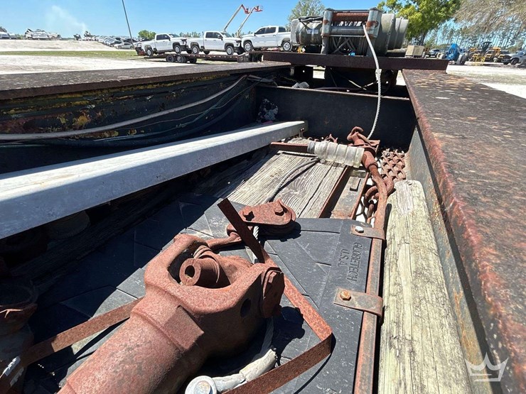 t/a-drop-deck-equipment-tailer-image-12