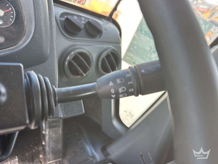 2014-hyundai-hl760-9a-image-16