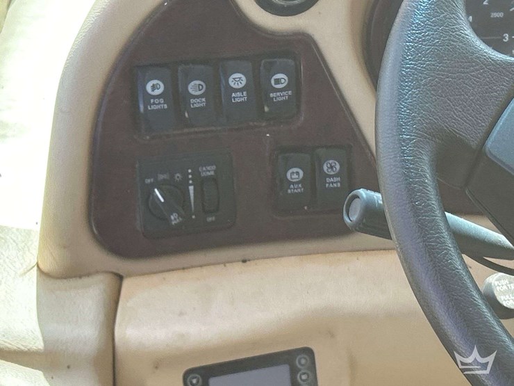 2006-freightliner-tuscany-4077-40ft-class-a-motorhome-image-21