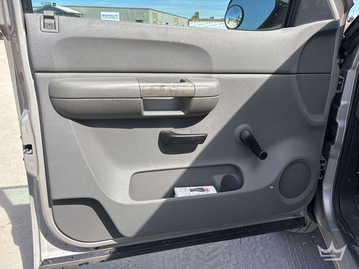 2009-chevrolet-silverado-1500-image-12