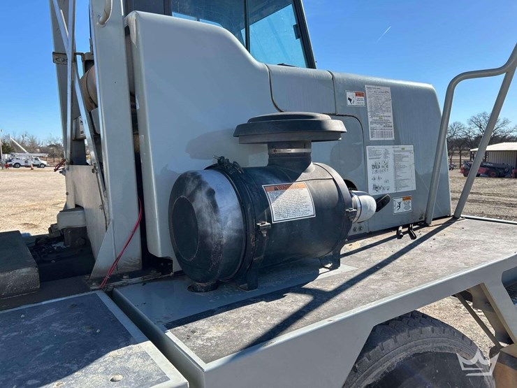 2004-gradall-xl3100-image-25