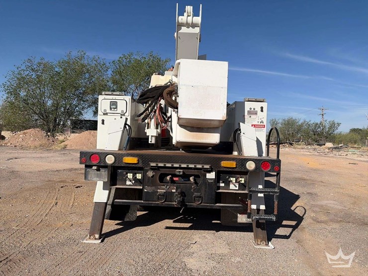 2011-international-durastar-4300-image-28