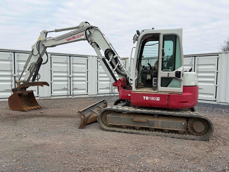 2013-takeuchi-tb280fr-image-4