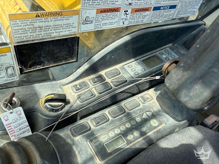 2014-kobelco-sk210-lc-image-34