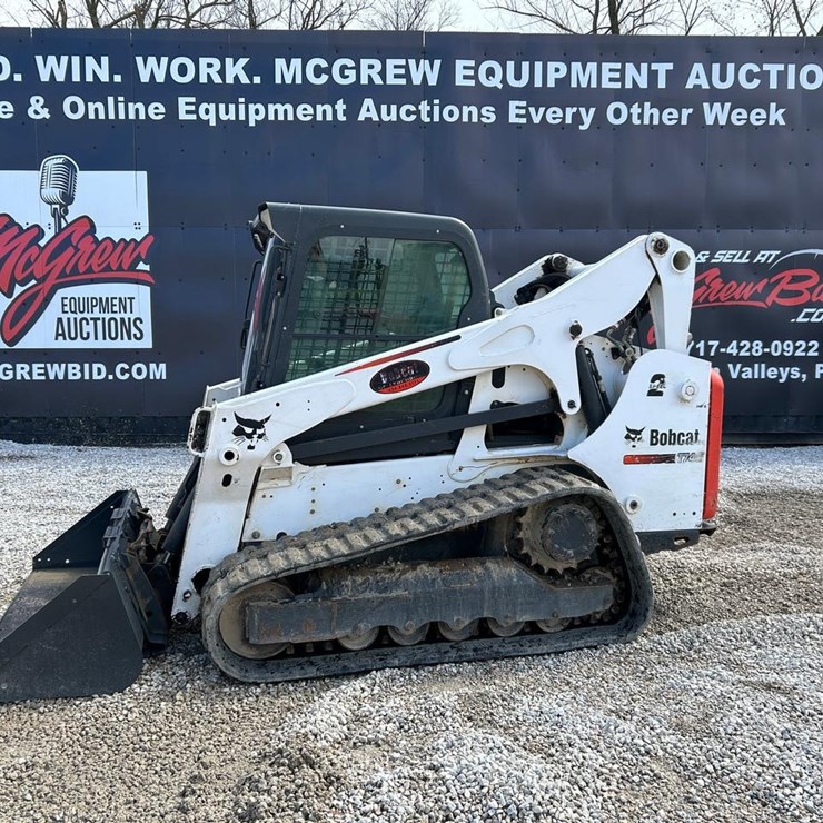 2017 BOBCAT T740