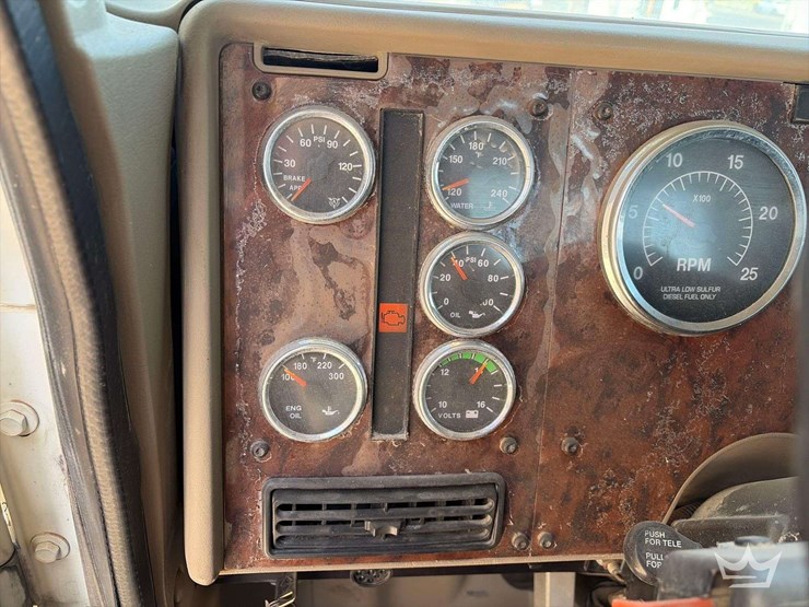 2015-international-paystar-5900i-24ft.-flatbed-truck-image-10