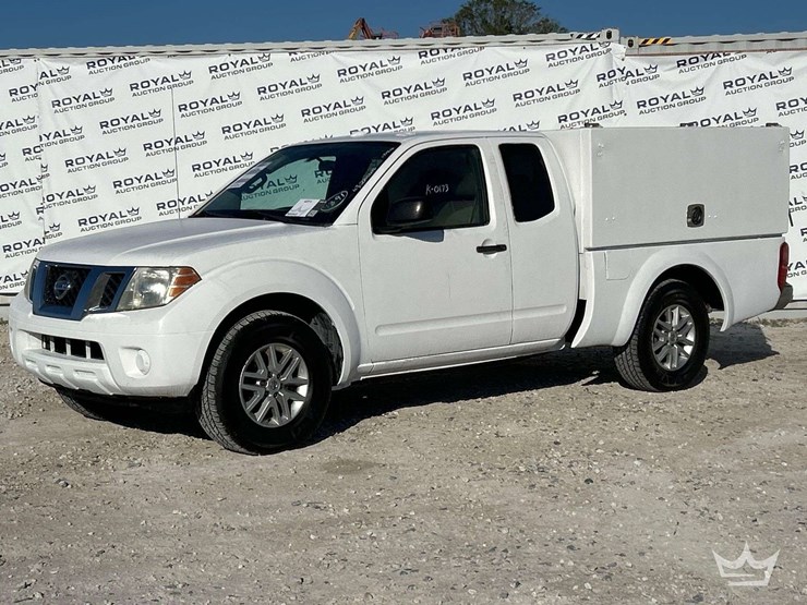 2015-nissan-frontier-image-1