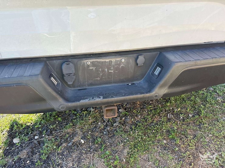 2017-ford-f150-image-10