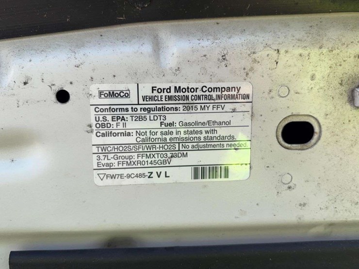 2015-ford-explorer-image-23