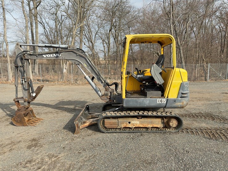 2004-volvo-ec35-image-2