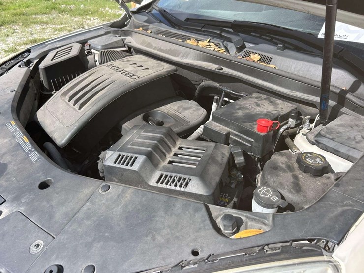 2014-chevrolet-equinox-image-8