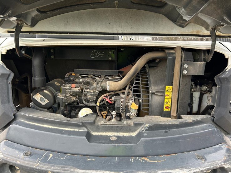 2023-bobcat-e88-image-15