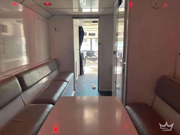 2013-chevrolet-step-van/-command-center-image-21