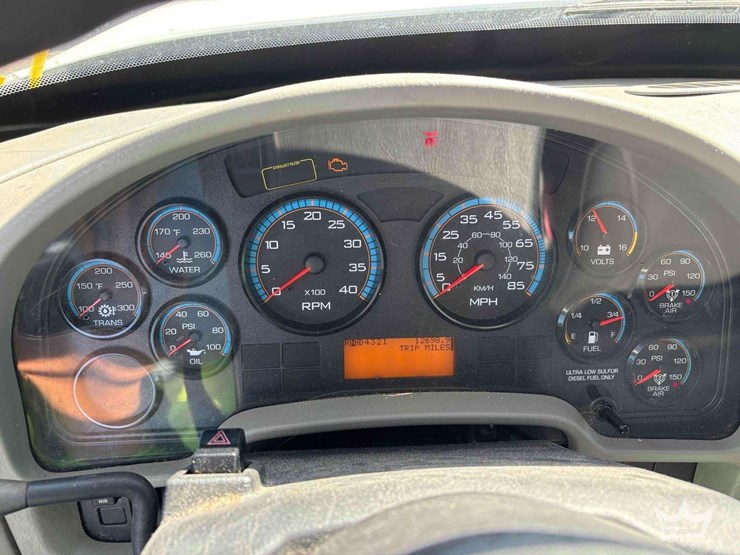 2016-international-durastar-4300-image-10