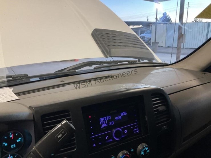 2008-chevrolet-silverado-3500hd-image-22