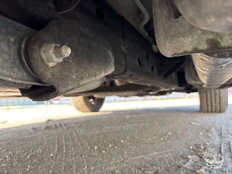 2020-chevrolet-tahoe-image-24