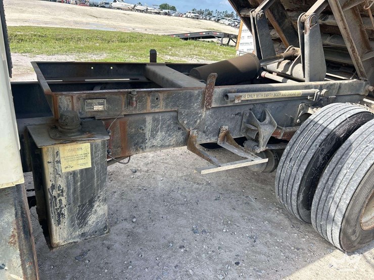 2007-international-durastar-4300-image-18