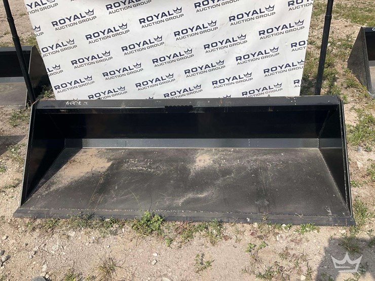 swict-78in-bucket-skid-steer-attachment-image-1