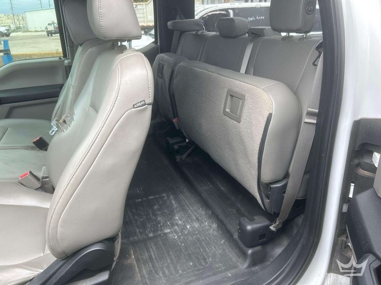 2017-ford-f150-image-22