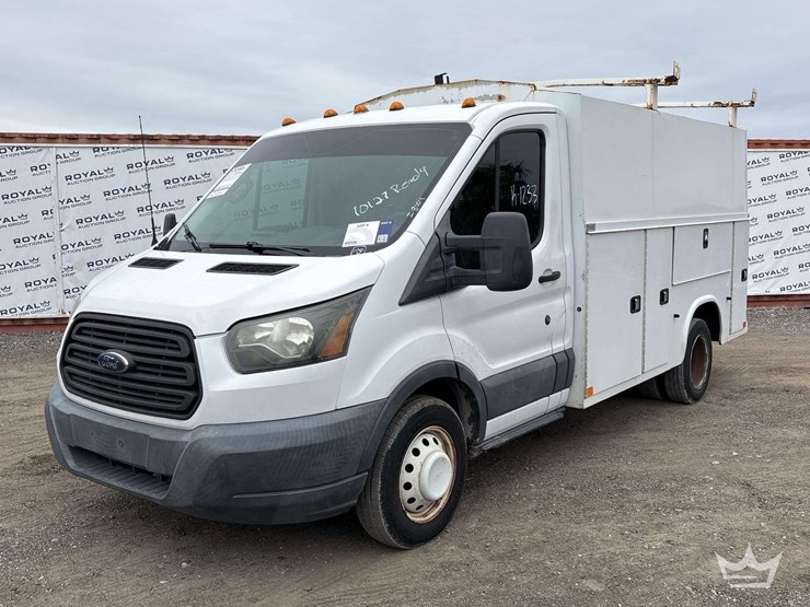 2016-ford-transit-image-1