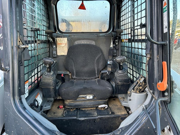 2022-bobcat-t870-image-20