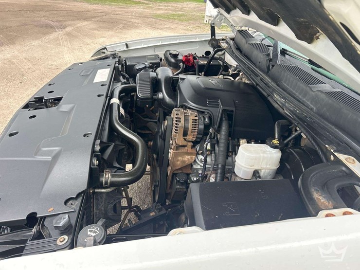 2011-chevrolet-silverado-1500-image-7