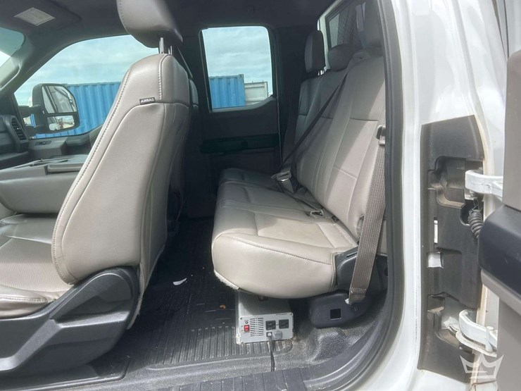 2017-ford-f250-image-28