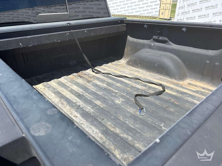 2016-gmc-sierra-1500-image-25